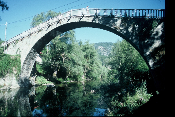Brücke über den Aoos, Vovousa, Griechenland, © Thede Kahl Brücke über den Aoos, Vovousa, Griechenland, © Thede Kahl