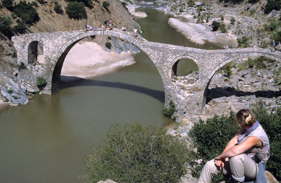 Brücke über den Kompsatos, Xanthi, Griechenland, © Cay Lienau Brücke über den Kompsatos, Xanthi, Griechenland, © Cay Lienau